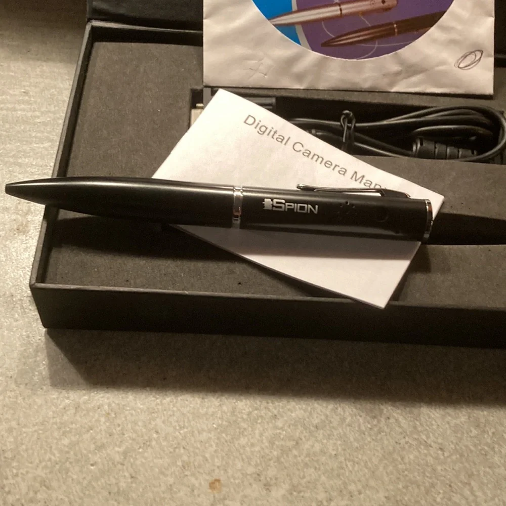 Digital camera pen